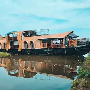 Kalappura Houseboats & Tours , Alappuzha Inde
